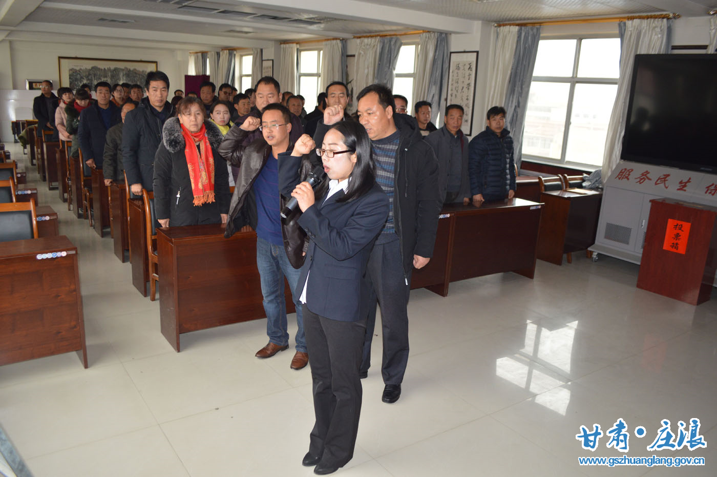 人代会3.jpg 人代会3.jpg